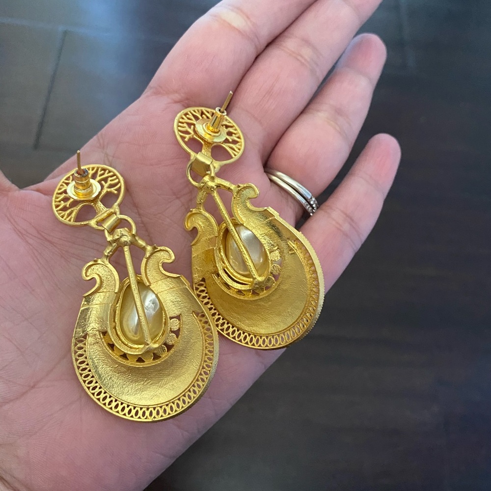 Pearl earrings - Picture 6 of 7
